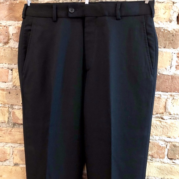 DKNY Men's Black Mid-Weight Wool 3 Button Front Suit 40R - Picture 3 of 15